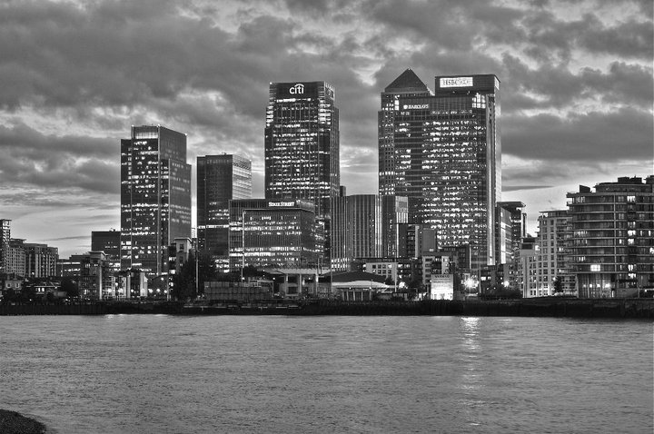 Canary Wharf (from O2).jpg